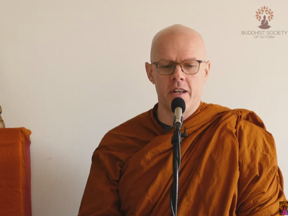 Sunday Dhamma Talk | Ajahn Sādaro